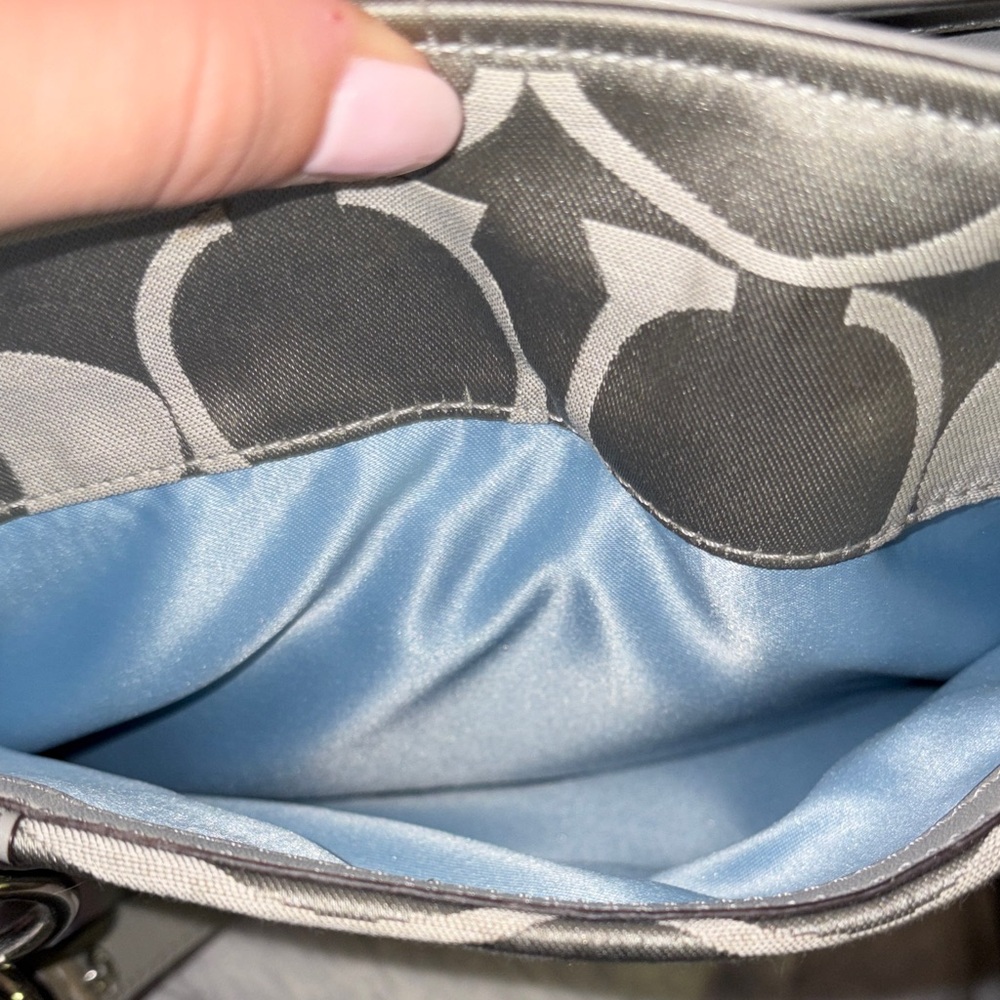 Coach Y2K Gray And Metallic Colette Shoulder Bag - Picture 7 of 14